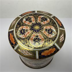 Royal Crown Derby 1128 Imari jar and cover, with printed makers mark beneath, H10cm