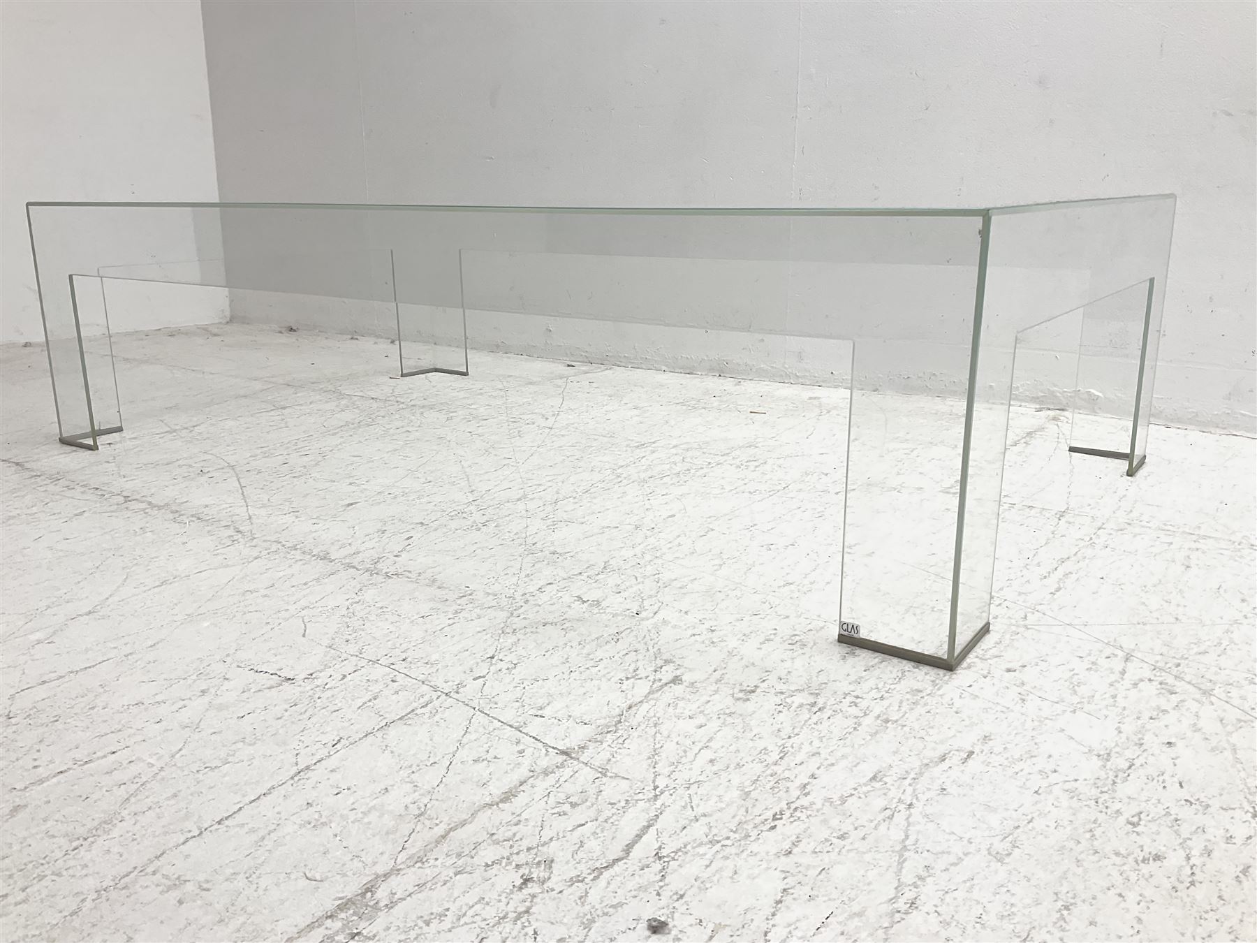 GLAS Italia - 'TAT05' contemporary glass coffee table, rectangular form on block supports 