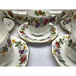 Royal Crown Derby Posies pattern tea service, including two milk jugs, two open sucrier, twelve teacups and saucers, twelve dessert plates etc 