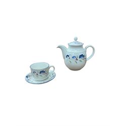 Royal Doulton Windermere tea service for six, comprising teapot, cups, saucers and dessert plates