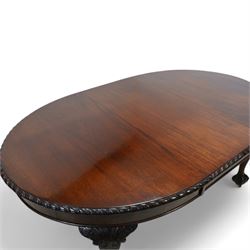 Early 20th century mahogany telescopic extending dining table, oval extending top with gadroon carved edge, single additional leaf, on acanthus carved cabriole supports with ball and claw feet 