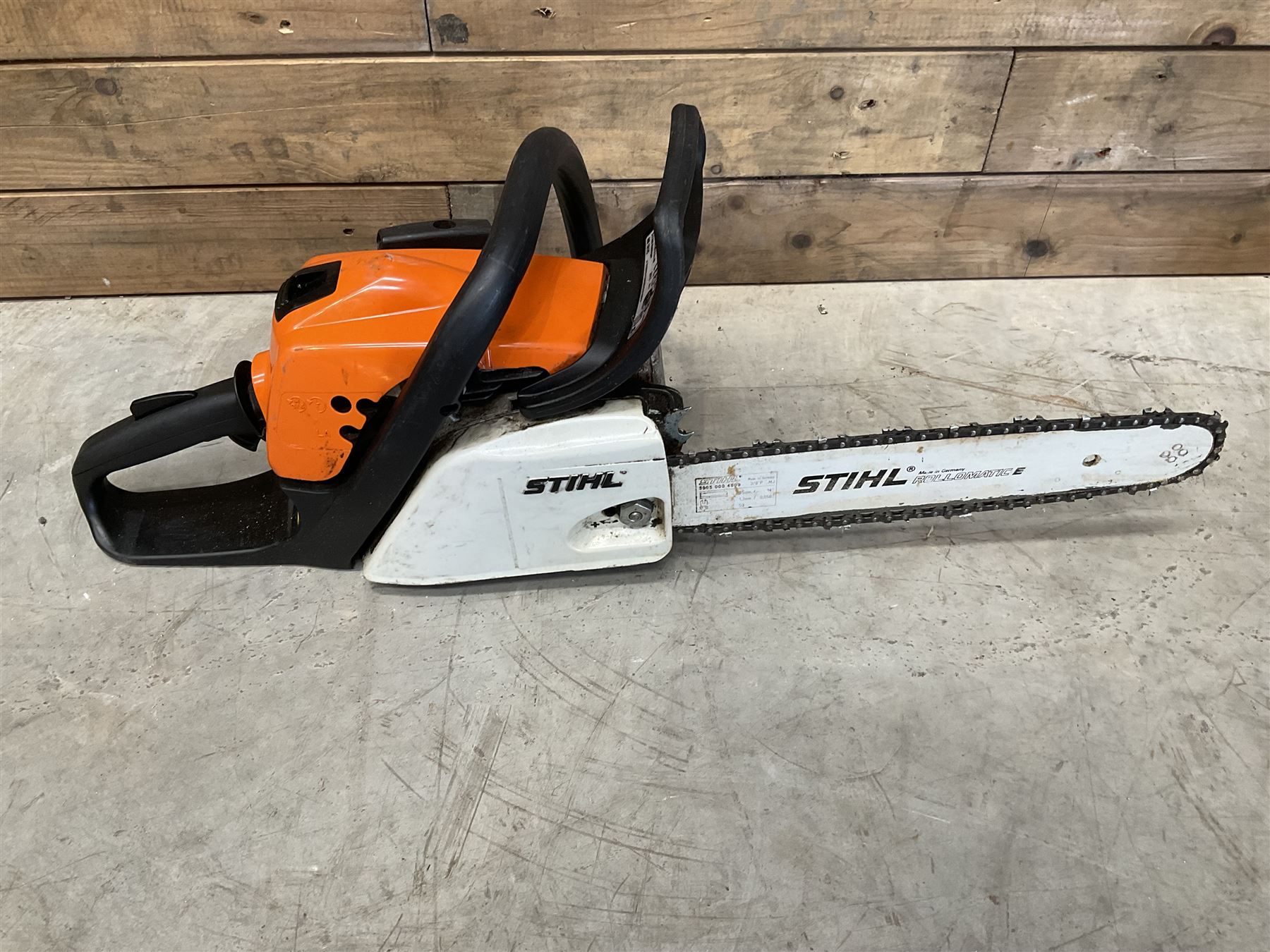 Stihl MS 181 petrol chainsaw, 14'' bar