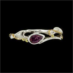 Silver and 14ct gold wire ruby ring, stamped 925