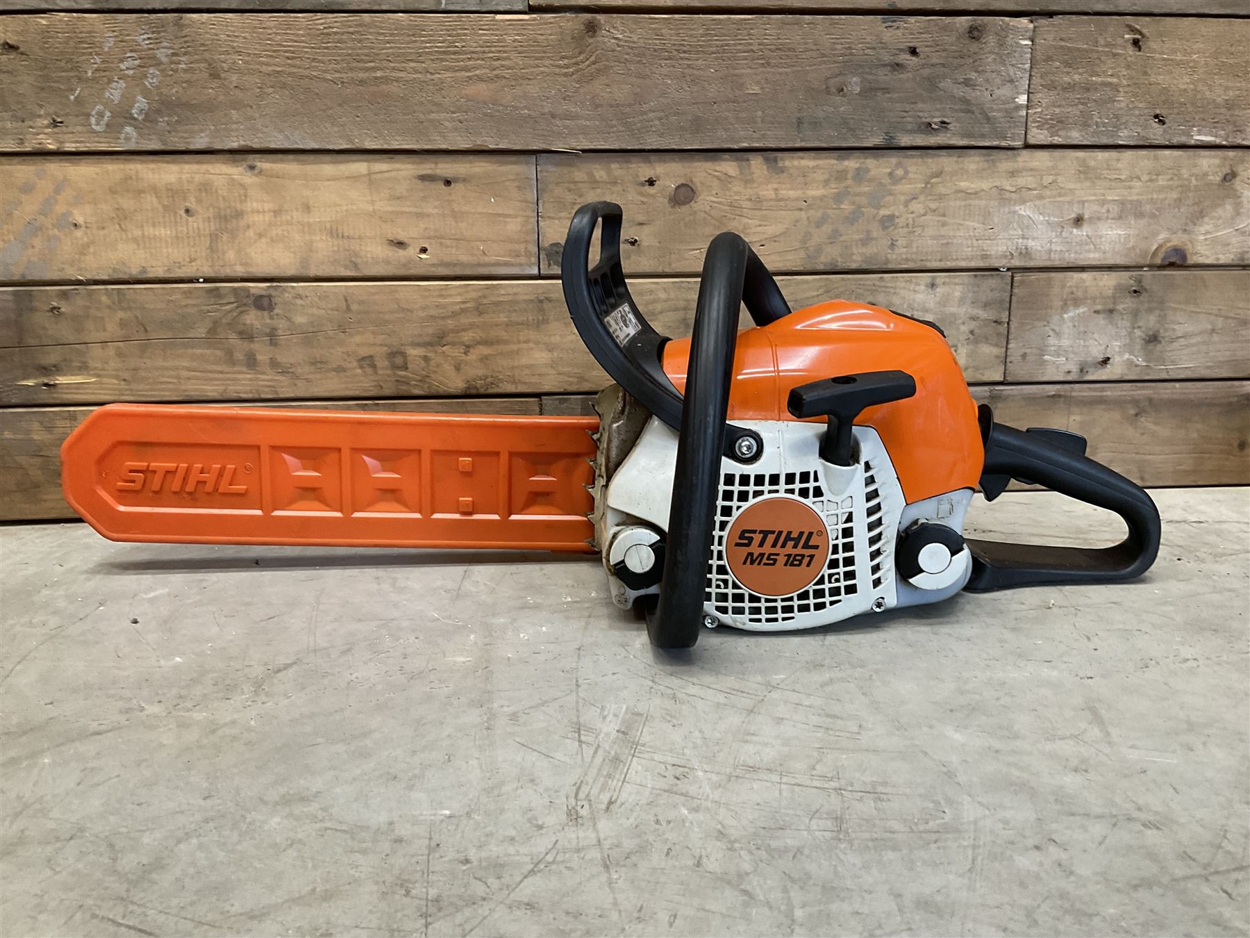 Stihl MS 181 petrol chainsaw, 14'' bar