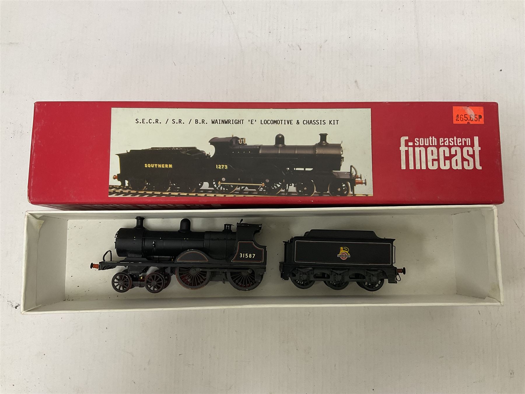 ‘00’ gauge - two kit built steam locomotives comprising Class E 4-4-0 no.31587 with tender in BR black, with South Eastern Finecast box; Class E1 Black Tanks 0-6-0T no.32147 in BR black, with Wills Finecast Box (2) 