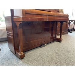 Bluthner of Leipzig - Early 20th century overstrung upright piano, serial number 79496 (1910), in a mahogany case with three front case panels and folding music desk, with 85 keys (seven octaves) underdamper action, original hammers, stringing, tuning pins, dampers and felts, with sostenuto and sustain pedals. Julius Bluthner was considered to be one of the the best makers of German upright pianos in the early 20th century both for tone quality and build. 

This item has been registered for sale under Section 10 of the APHA Ivory Act.