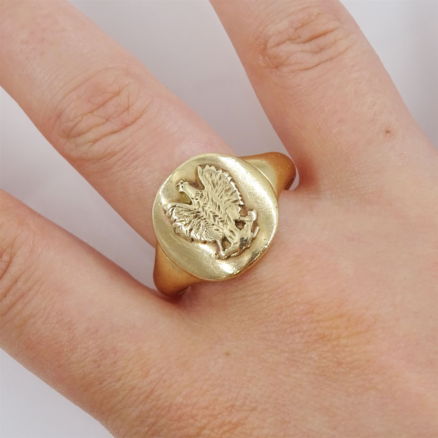 9ct gold Polish Eagle signet ring, London 1989