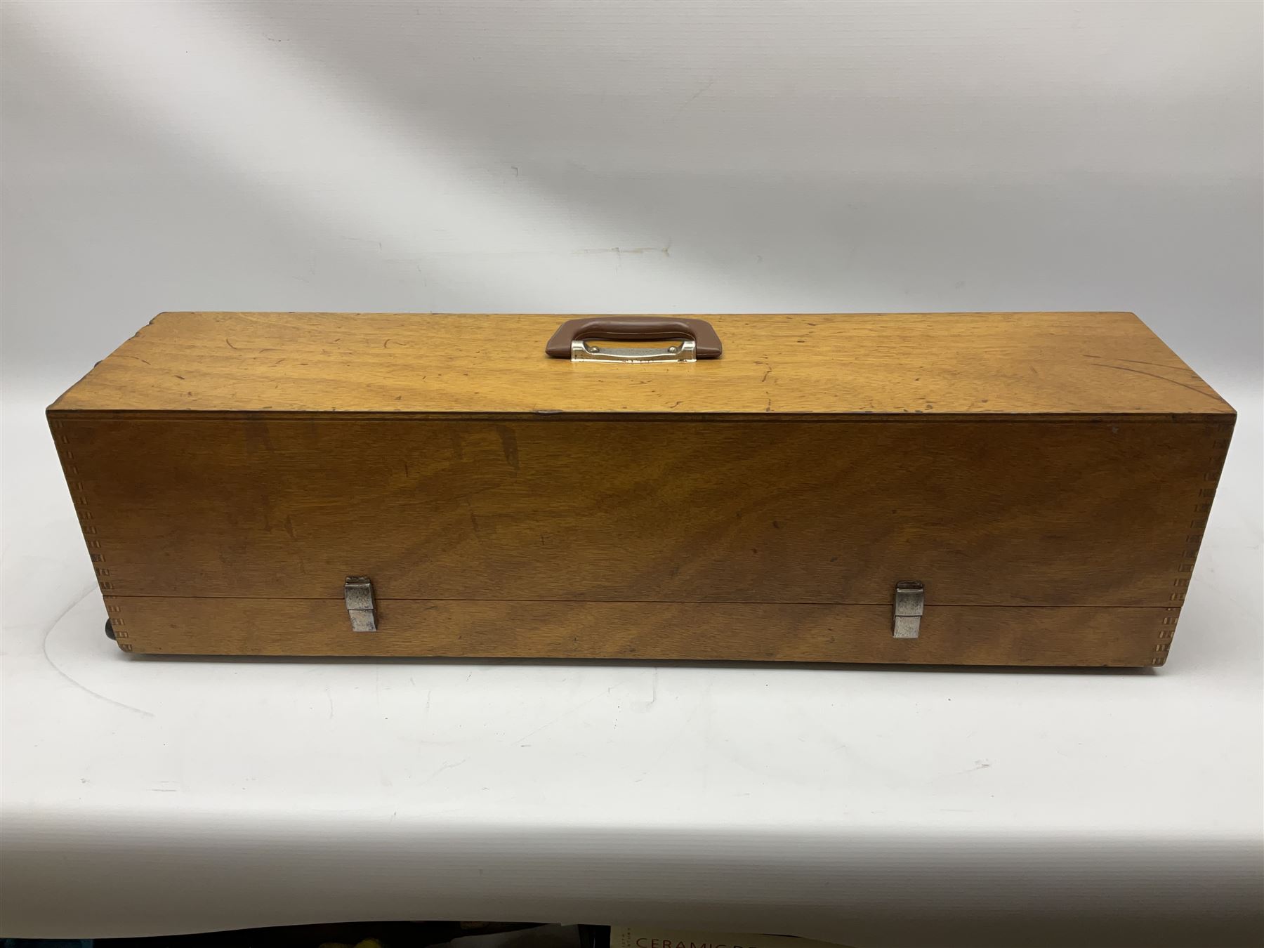 Airflow Developments Ltd. Mk.4/5 airflow testing set (Manometer), serial no.35774, in wooden case with four folding legs L83cm