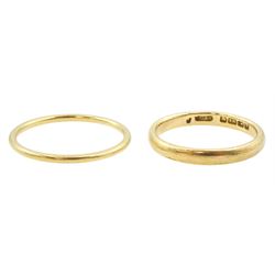 Two 18ct gold wedding bands