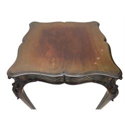 Early 20th century mahogany centre table, shaped moulded top over shaped frieze rails decorated with blind fretwork, on C-scroll and acanthus leaf carved cabriole supports with scrolled terminals 