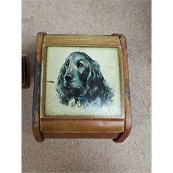 1920s brass perpetual calendar and a small metal trinket box with spaniel decoration, calendar H6cm