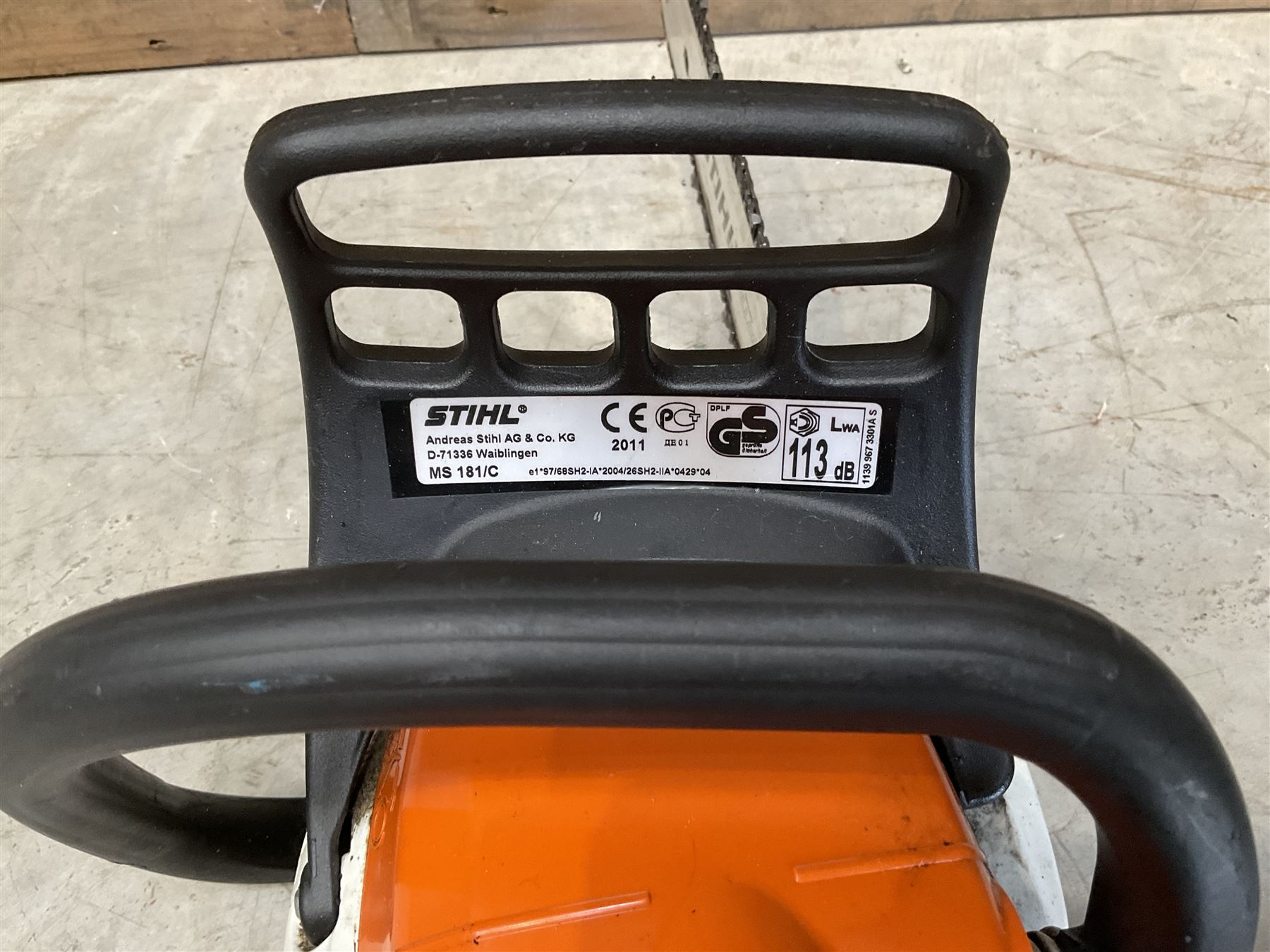 Stihl MS 181 petrol chainsaw, 14'' bar