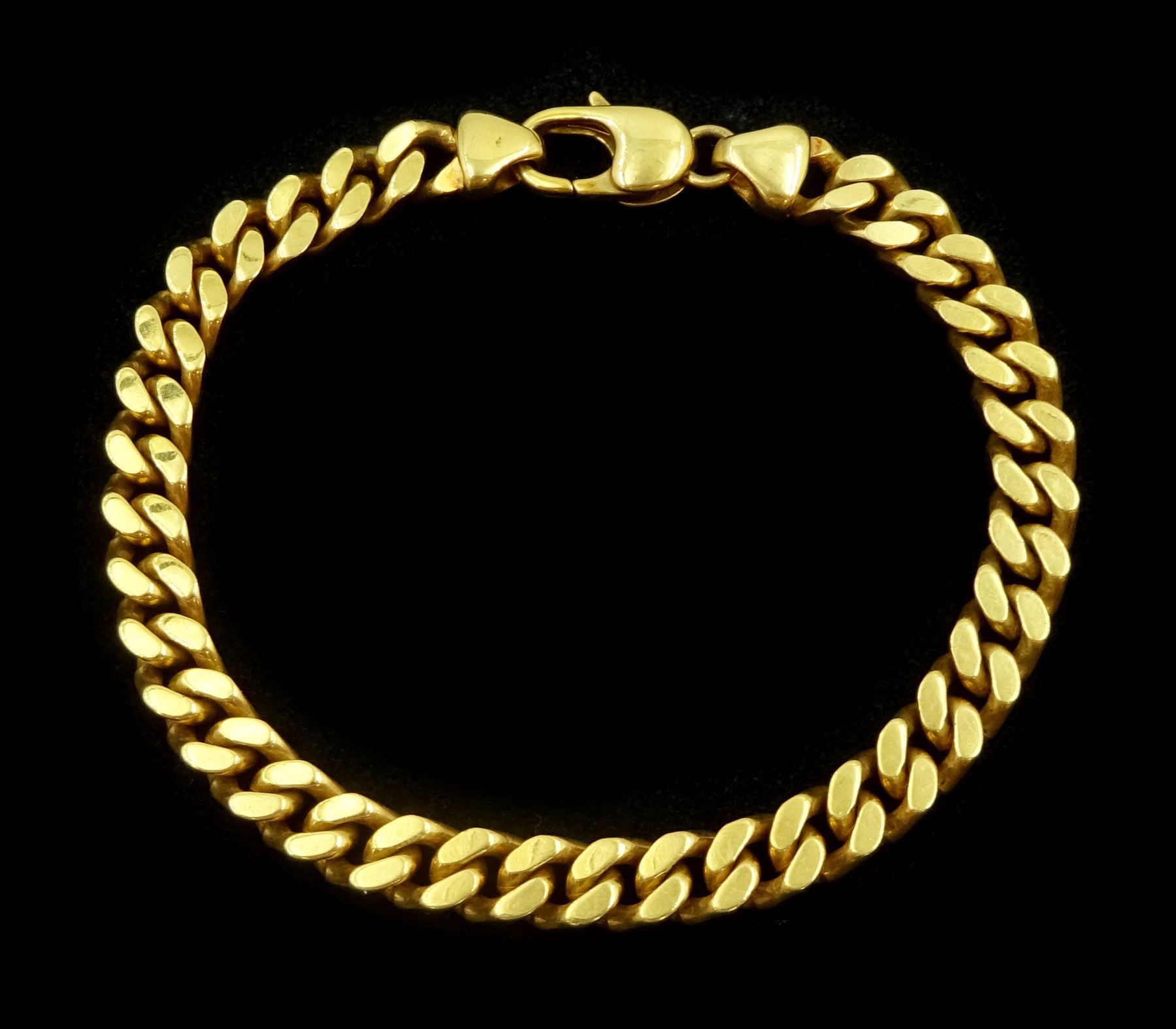 9ct gold flattened curb link chain bracelet, hallmarked