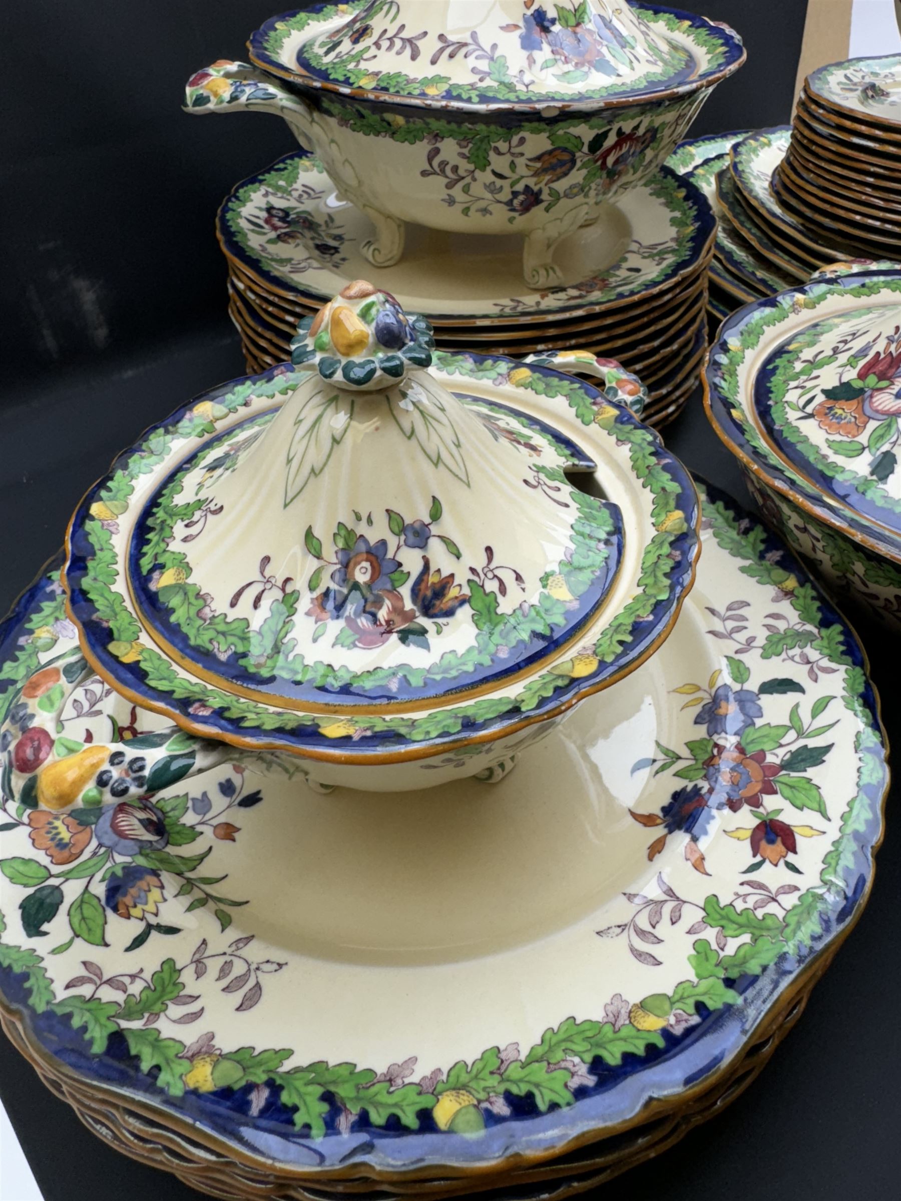 Masons Oakland pattern dinner service for twelve, including dinner plates, side plates, covered dishes etc  