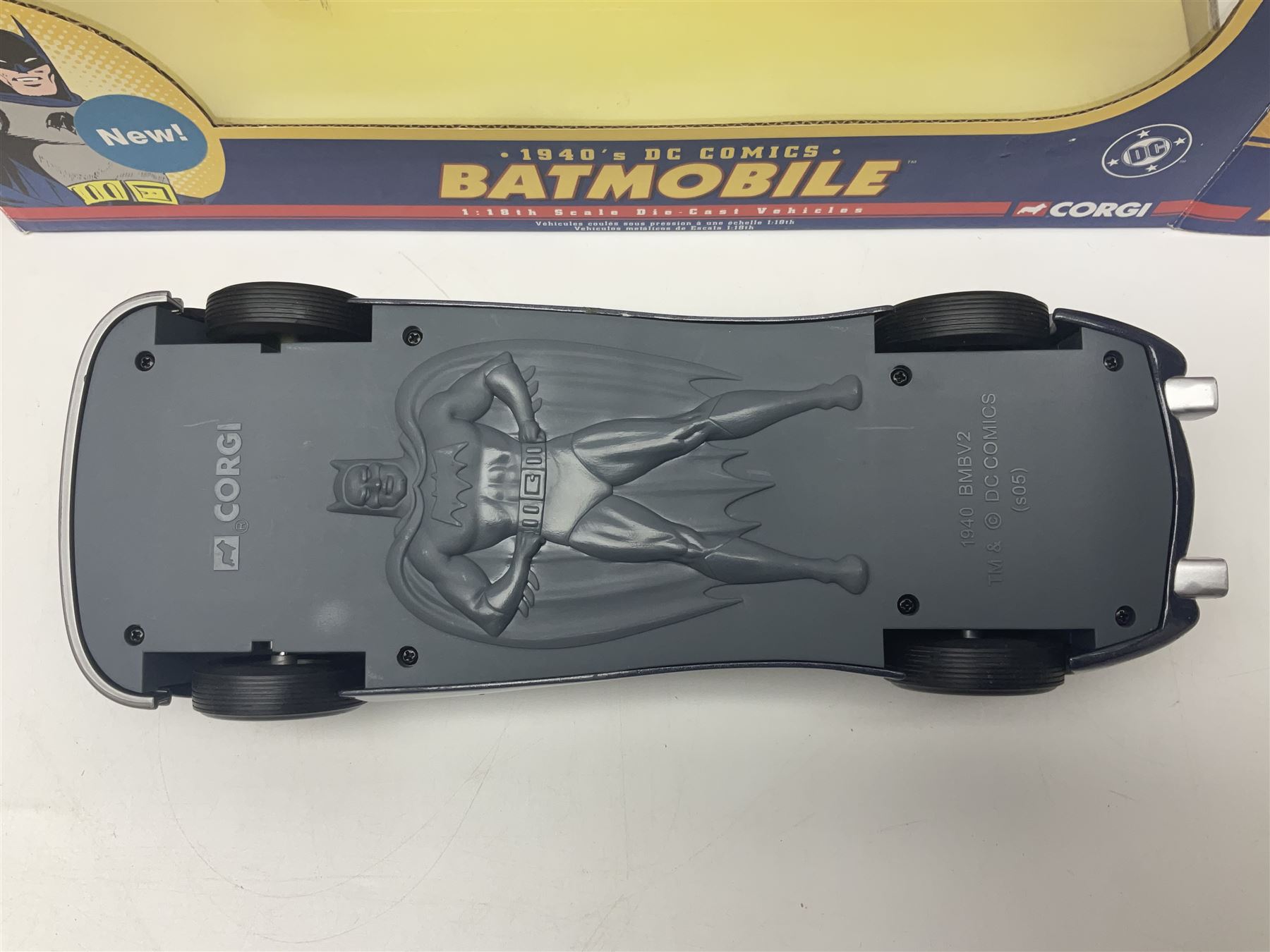 Five Corgi Batmobile die-cast vehicles from the DC Comics collection, to include 1940’s DC Comics BMBV2 1:18 and BMBV1 1:24 scale Batmobiles, all in original boxes 