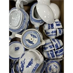 Extensive tea and dinner service of Booths and Cauldon dragon pattern, including, teapots, coffee pots, jugs, toast racks, bowls, dinner plates, platters, soup tureen etc 