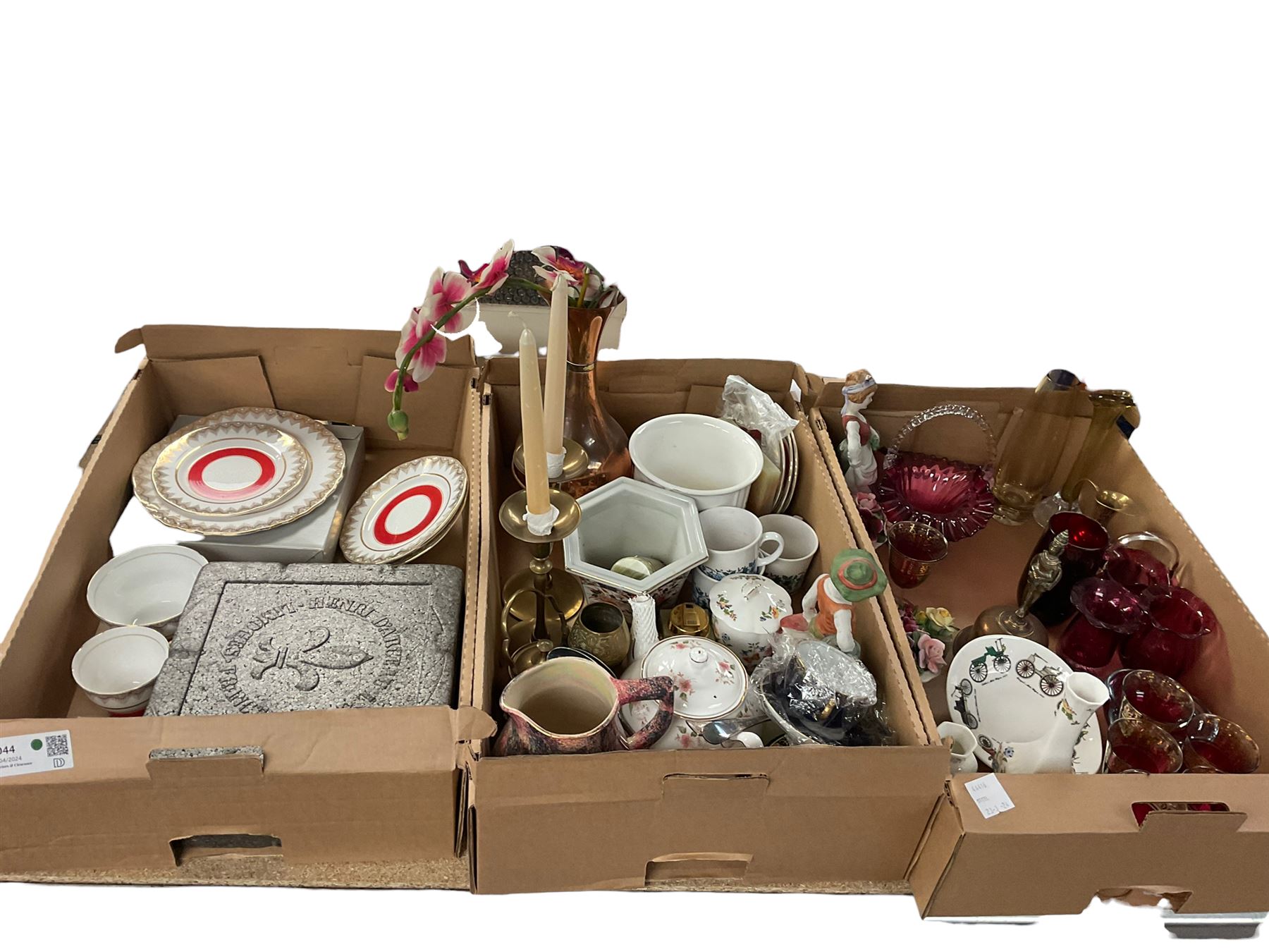 Minton Marlow pattern trinket dishes, together with imperial tea wares, cranberry glass and other collectables in three boxes 