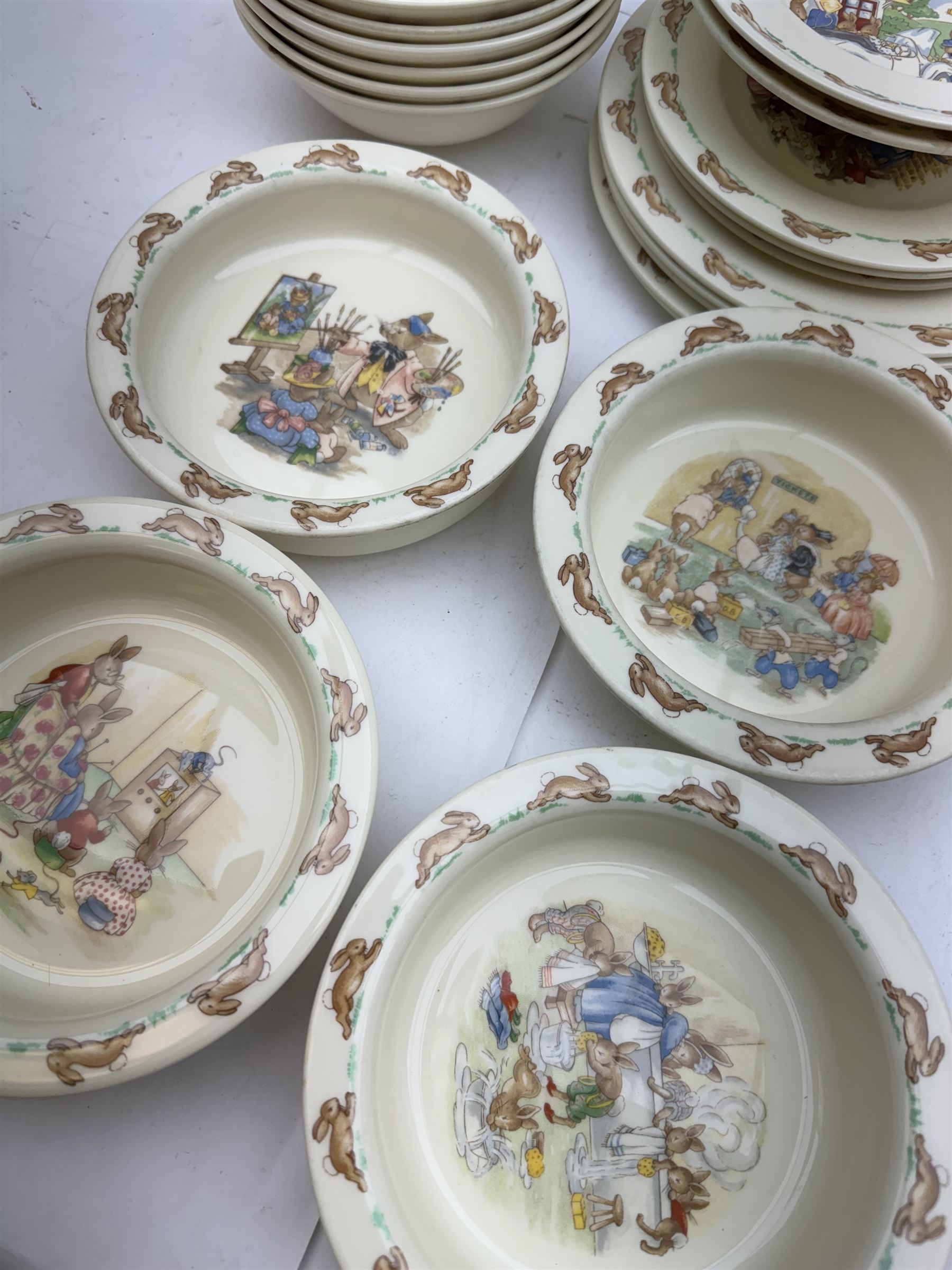 Royal Doulton bunny dinner wares, including four baby bowls, plates of various sizes, bowls etc 