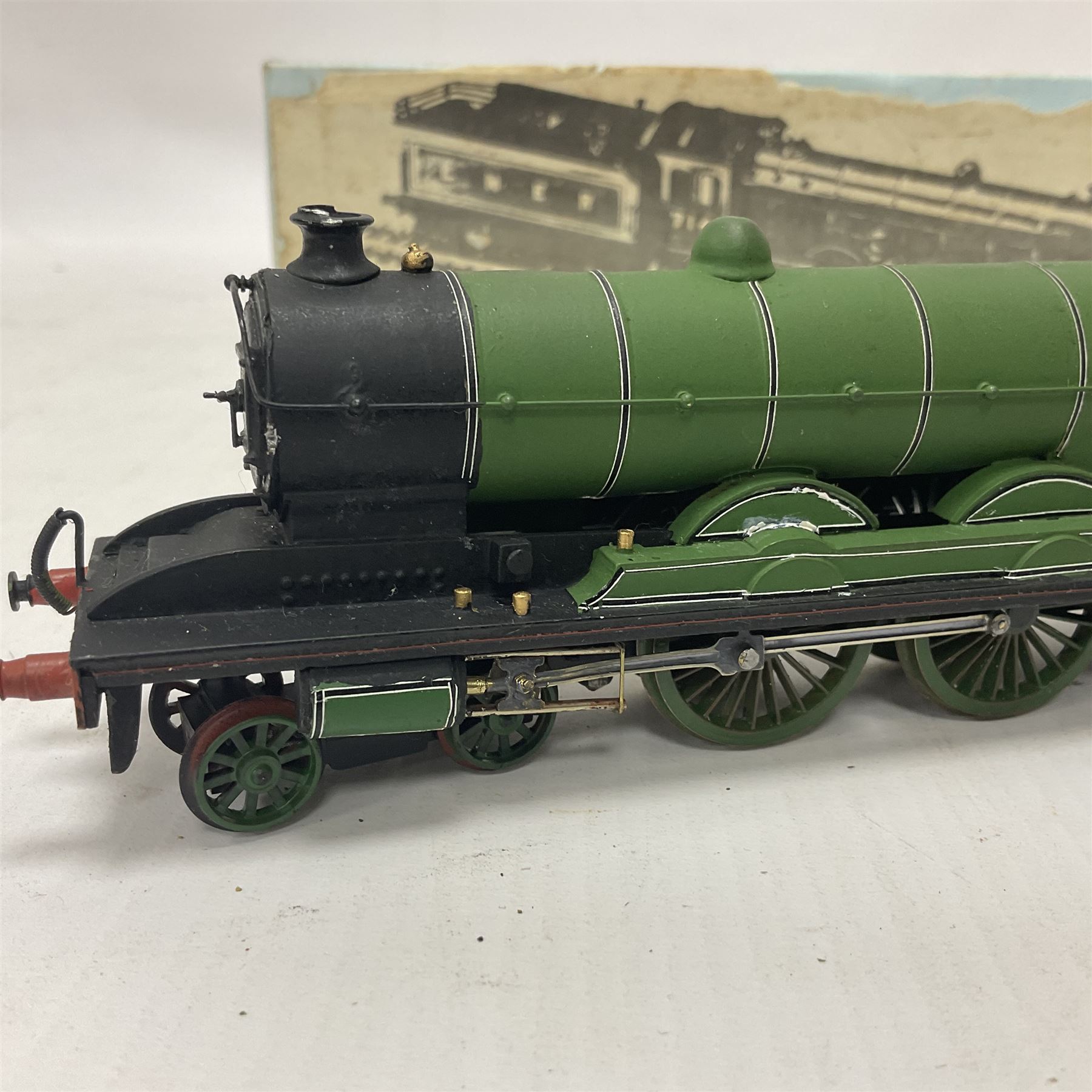 DJH Models ‘00’ gauge - kit built Class C7 (NER Class Z) 4-4-2 Atlantic locomotive and tender no.710 in LNER green; with original box 