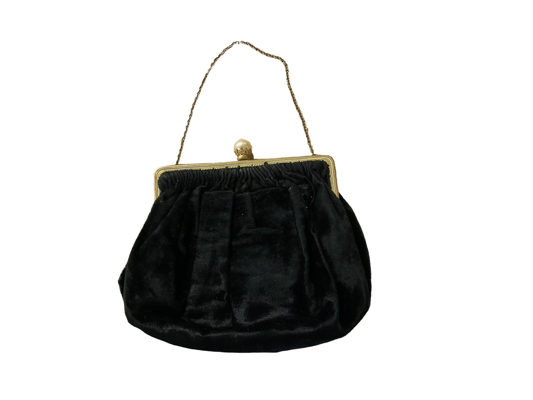 Early 20th century velvet purse with faux pearl clasp 