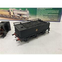 ‘00’ gauge - kit built NBR (Class B-Reid) LNER/BR J35/1/2/4/5 0-6-0 steam locomotive and tender no.64480, finished in BR black with DJH Models box; with further kit built Class J50 0-6-0T locomotive no.68936, finished in BR black (2)