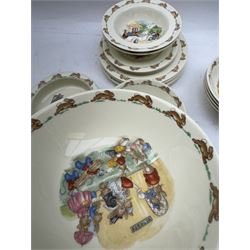 Royal Doulton bunny dinner wares, including four baby bowls, plates of various sizes, bowls etc 