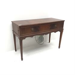 20th century mahogany gramophone side table with built in speakers, hinged lid enclosing Garrard SP 25 MK IV turntable and DYNATRON solid state SRX 29C tuner amplifier, W98cm, H65cm, D43cm