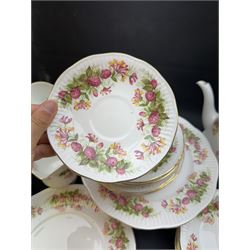 Queens, Woman & Home pattern tea service, including teapot, milk jug, seven teacups etc 