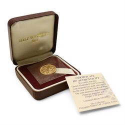 Queen Elizabeth II 2001 gold half sovereign coin, housed in a dated case