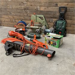 Flymo electric garden vac, DeWalt scroll saw, bench grinder, Polti steam cleaner, extension reel and other tools