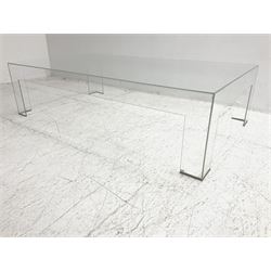 GLAS Italia - 'TAT05' contemporary glass coffee table, rectangular form on block supports 