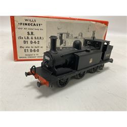 ‘00’ gauge - two kit built steam locomotives comprising Class E 4-4-0 no.31587 with tender in BR black, with South Eastern Finecast box; Class E1 Black Tanks 0-6-0T no.32147 in BR black, with Wills Finecast Box (2) 