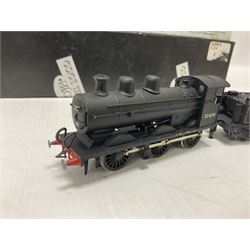 ‘00’ gauge - two kit built steam locomotive and tenders comprising Class 0395 Jumbos 0-6-0 no.30566 finished in BR black; Class C2X Large Vulcans 0-6-0 no.32434 finished in BR black; both with DJH Models boxes (2) 