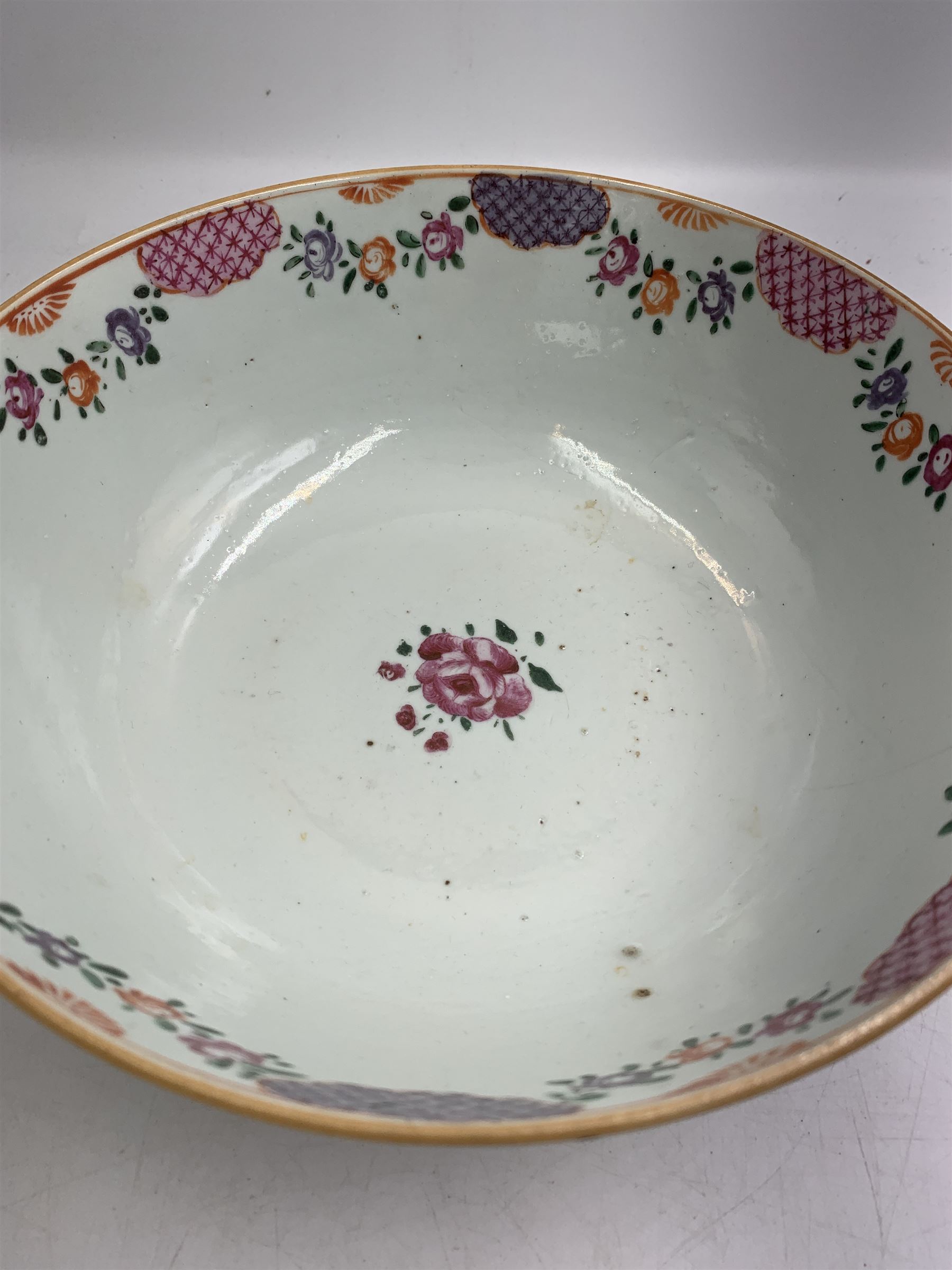 19th century Chinese famille rose bowl decorated with sprays of flowers with pink lattice panels to the border D23cm