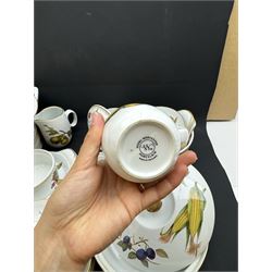 Royal Worcester Evesham pattern part tea and dinner service, including teapot, eight dinner plates, eight side plates etc 