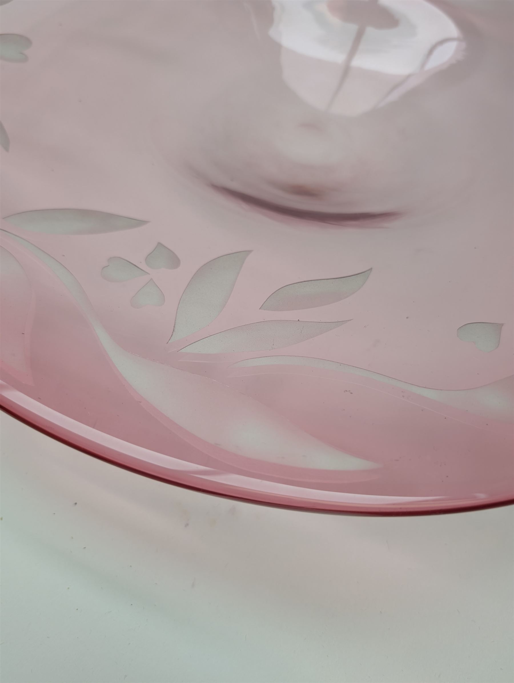 1980s Turnmill Studio glass bowl, pink with etched foliate and heart decoration, with indistinct signature, D44cm