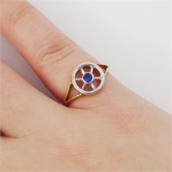 18ct white and yellow gold single stone sapphire pierced design ring