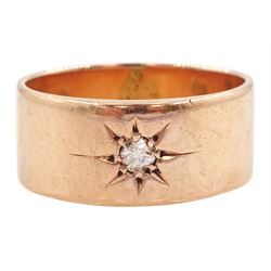 Early 20th century 9ct rose gold gypsy set single stone old cut diamond ring, London 1919, diamond approx 0.10 carat