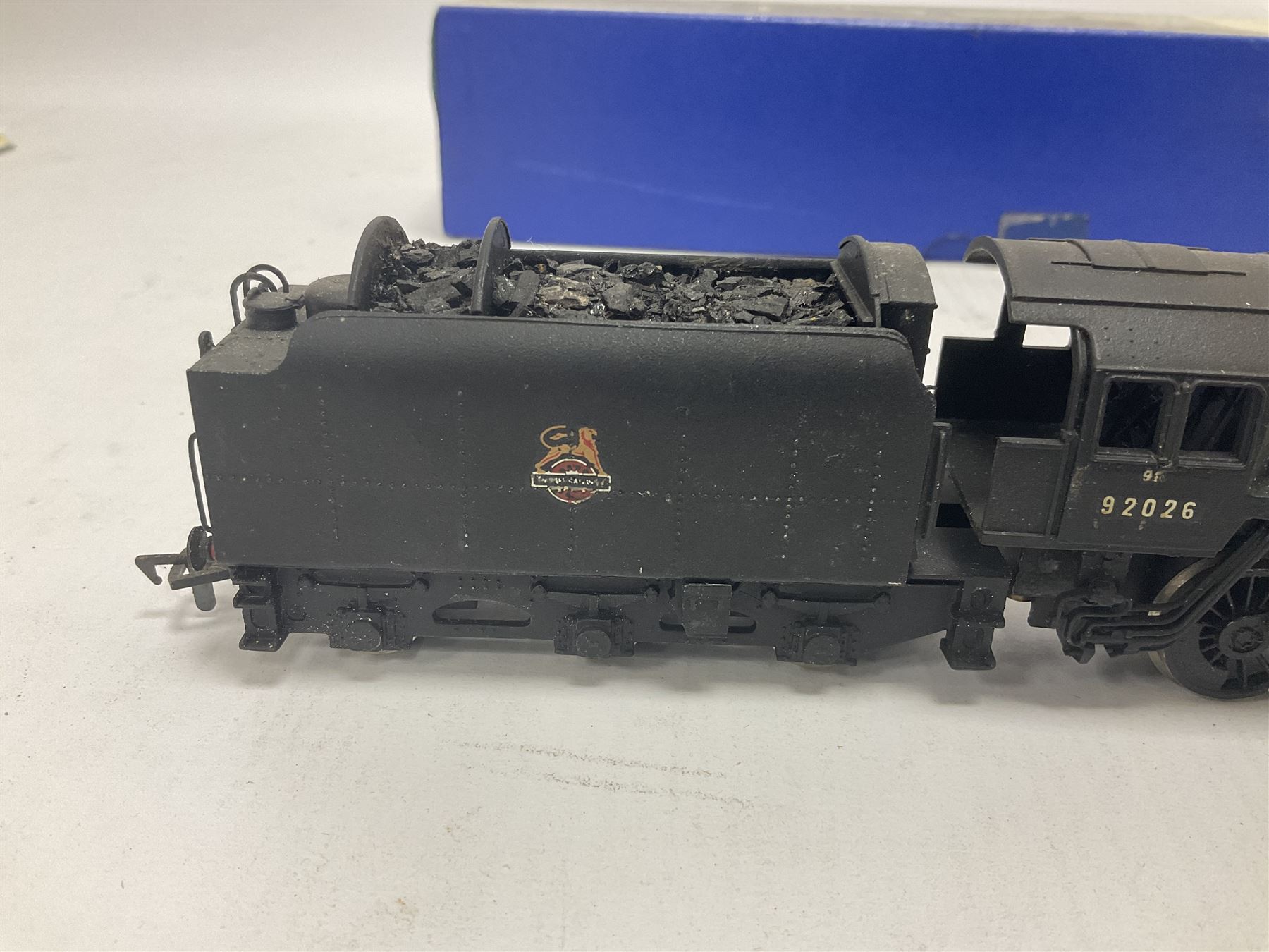 ‘00’ gauge - kit built S&DJR/LMS/BR 2-8-0 no.53807 steam locomotive and tender, finished in BR black with DJH Models box; with further kit built Standard Class 9F 2-10-0 steam locomotive and tender no.92026 finished in BR black (2) 