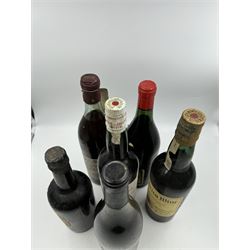 mixed alcohol; including Rippon vineyard Pinot Noir 1994, Madeira wine, Sloe gin etc, various contents and proof (6)