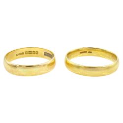 Two 18ct gold wedding bands, hallmarked