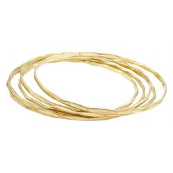 Five gold bangles, all hallmarked 9ct