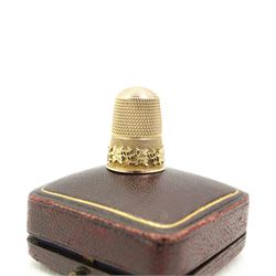 Edwardian 9ct gold thimble by James Fenton, Birmingham 1903, in fitted velvet and silk lined case by Mappin & Webb