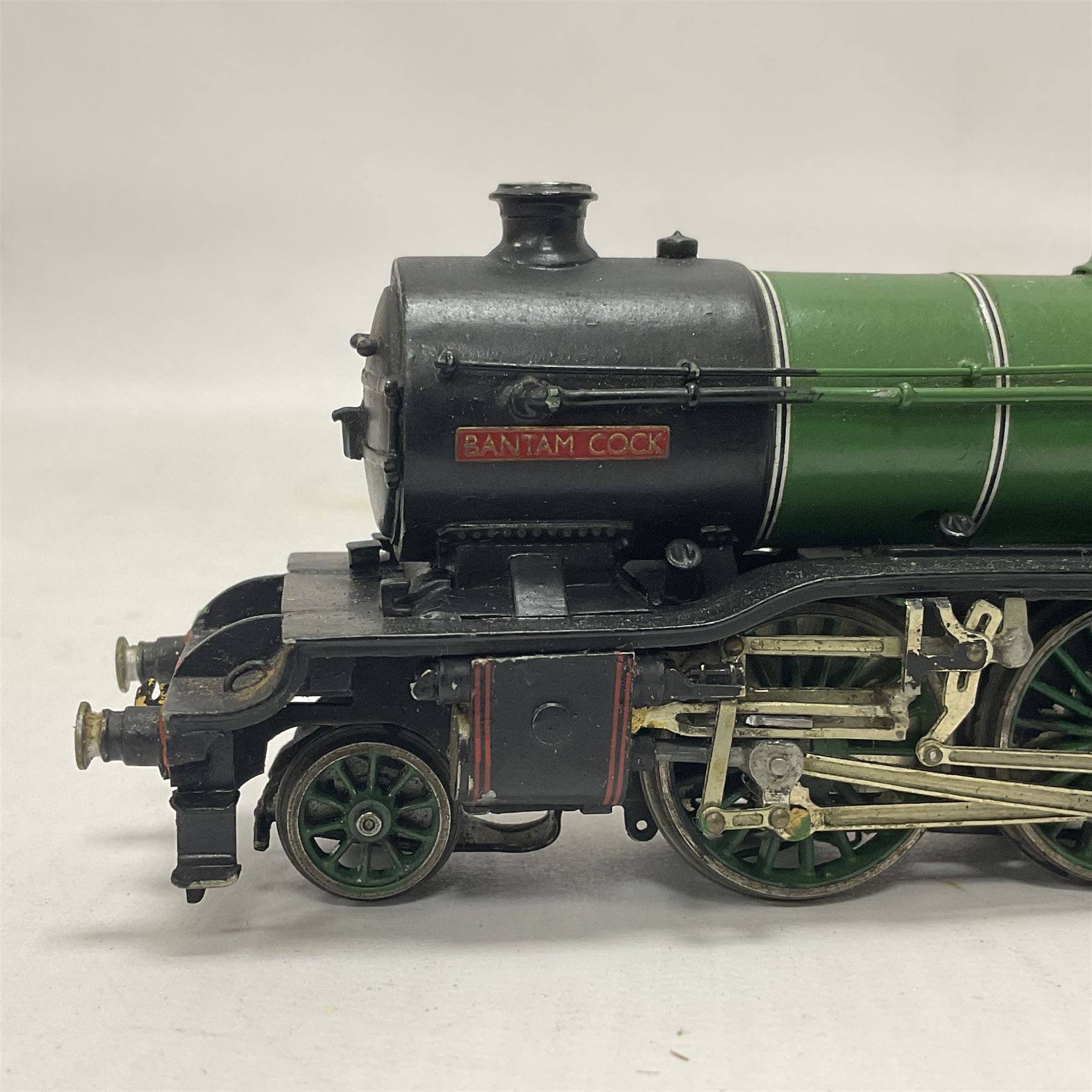 ‘00’ gauge - kit built Class V4 2-6-2 ‘Bantam Cock’ locomotive and tender no.3401 in LNER green