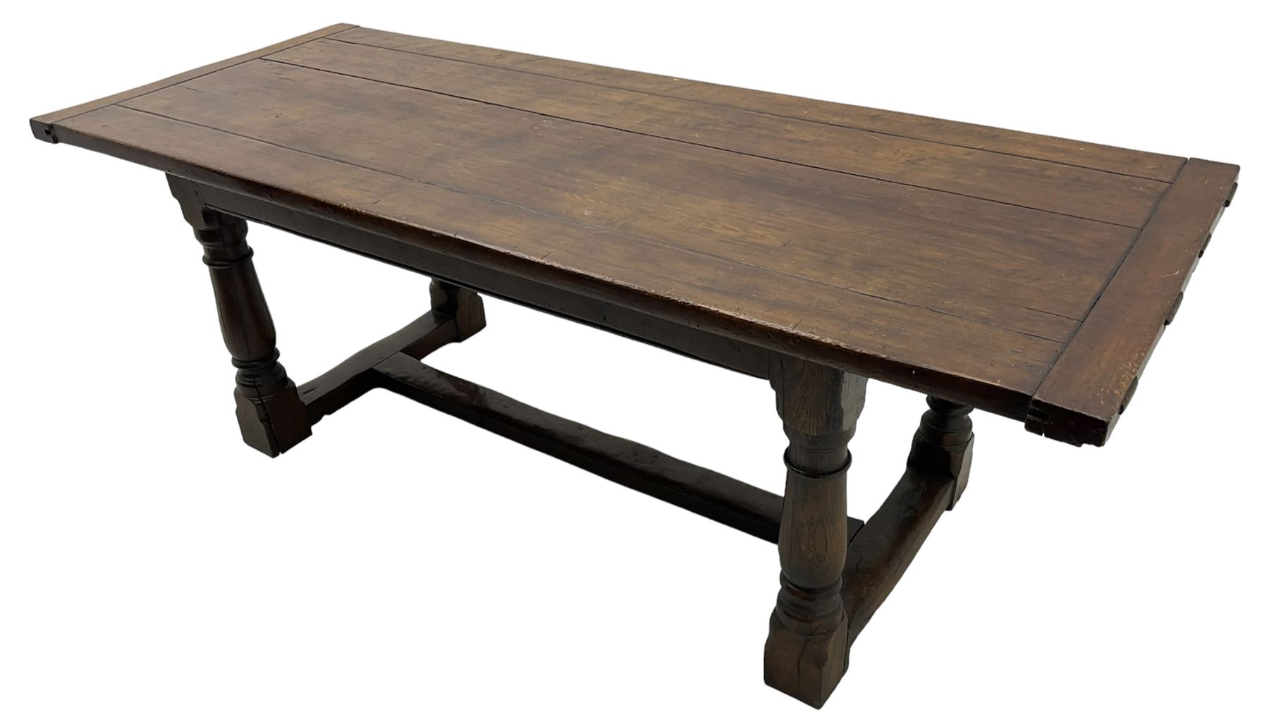 20th century Jacobean design oak refectory dining table, rectangular plank top with cleated ends, on turned supports united by H-stretchers 