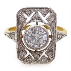  Silver and silver-gilt cubic zirconia dress ring, stamped sil  