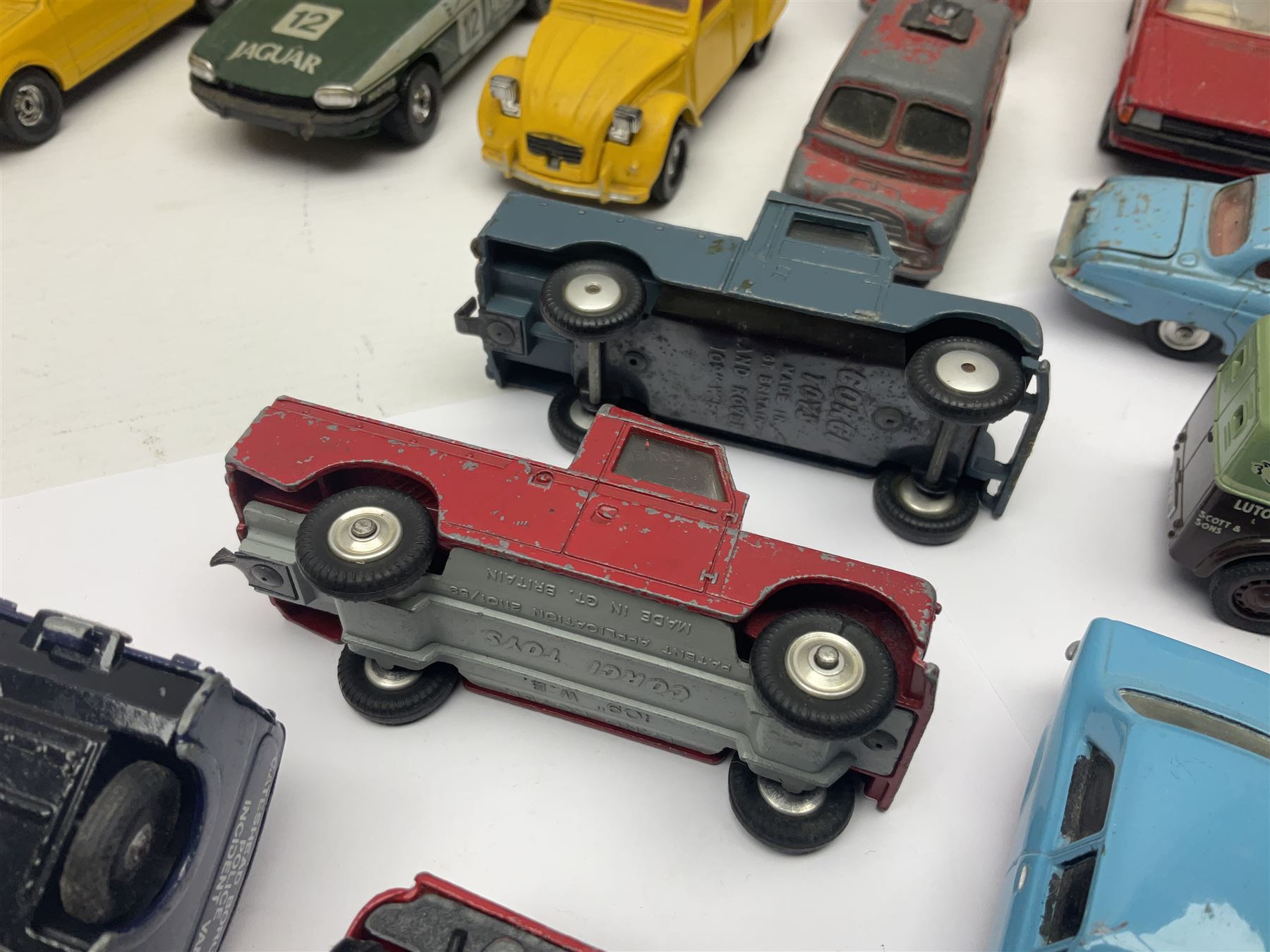 Corgi - approximately forty die-cast models of various scales to include ‘On the Move’ CC11406 and CC11407, both boxed; Renault 16, Ford Consul Classic, Vanwall Racing Car etc 