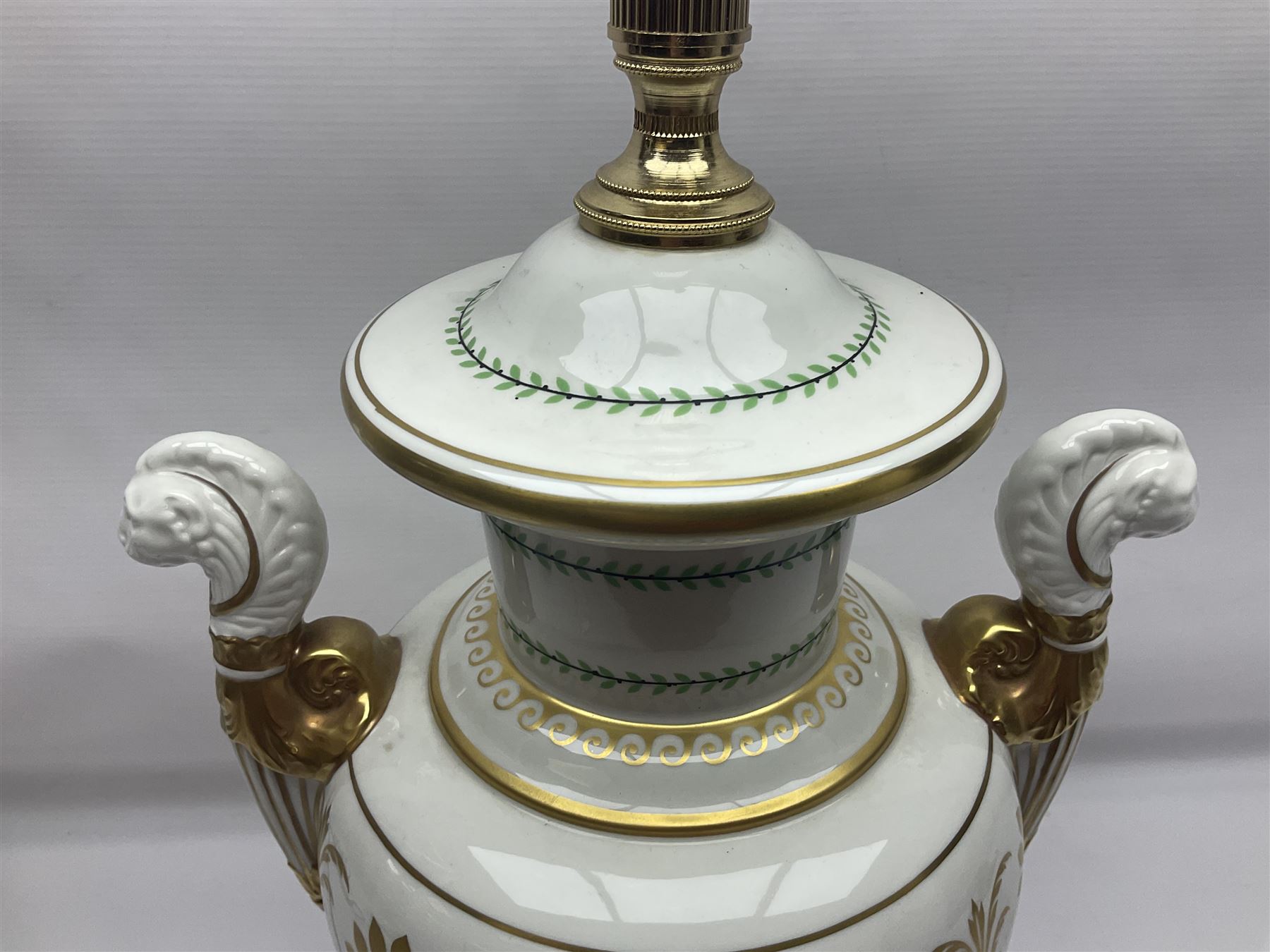 Mangani table lamp, shaped as an urn with twin handles, with gilt decoration upon a stepped base, H80cm