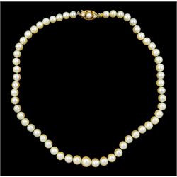 Single strand graduating cultured pearl necklace, with 9ct gold pearl clasp