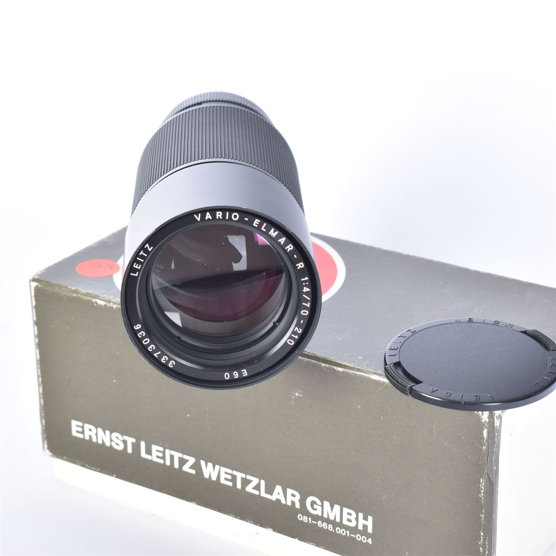 Leitz Vario-Elmar-R 1:4/70-210 E60 lens, serial no. 3373036, boxed with two lens caps